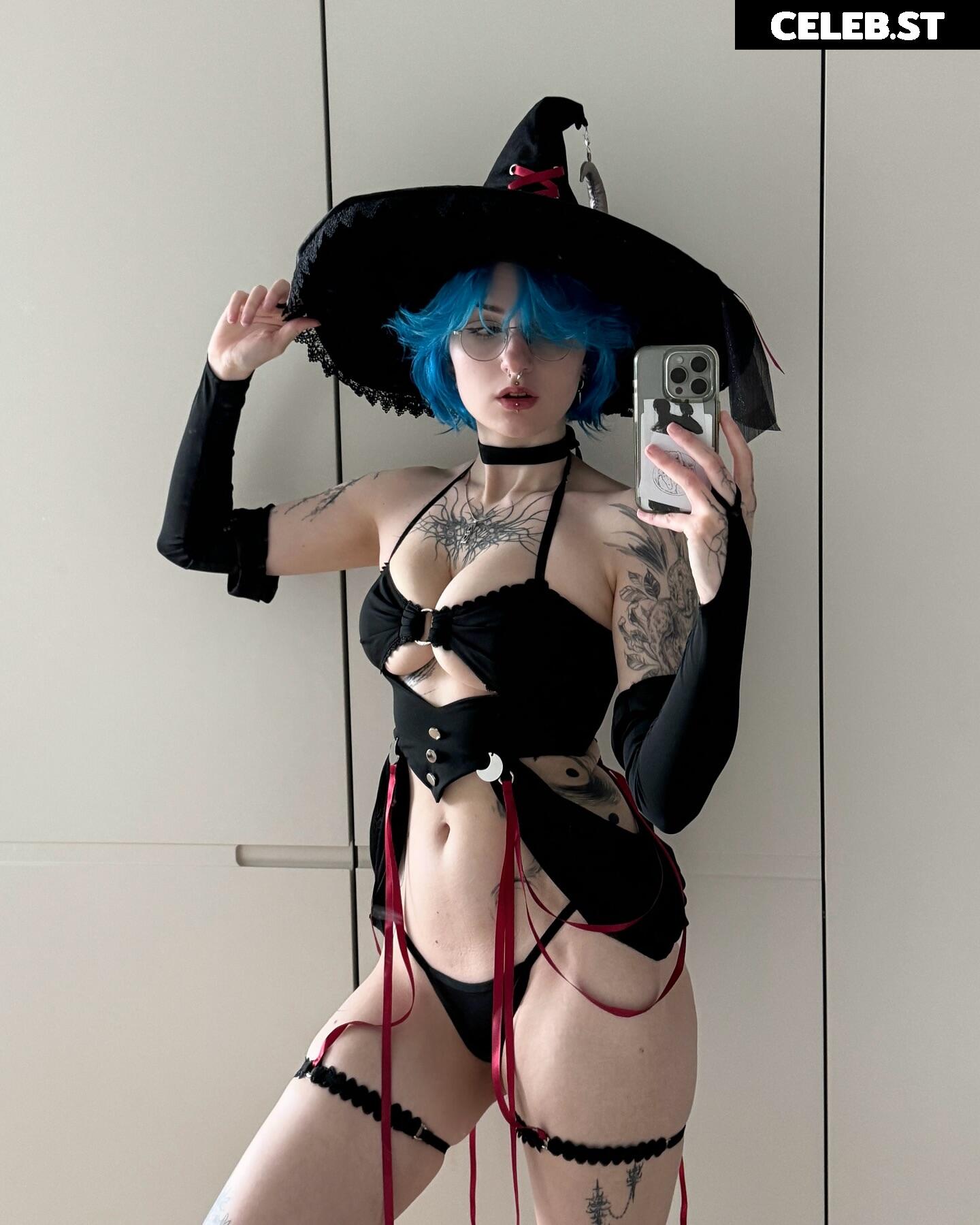 Lyra Crow (lyracr0w0) Image 11868154