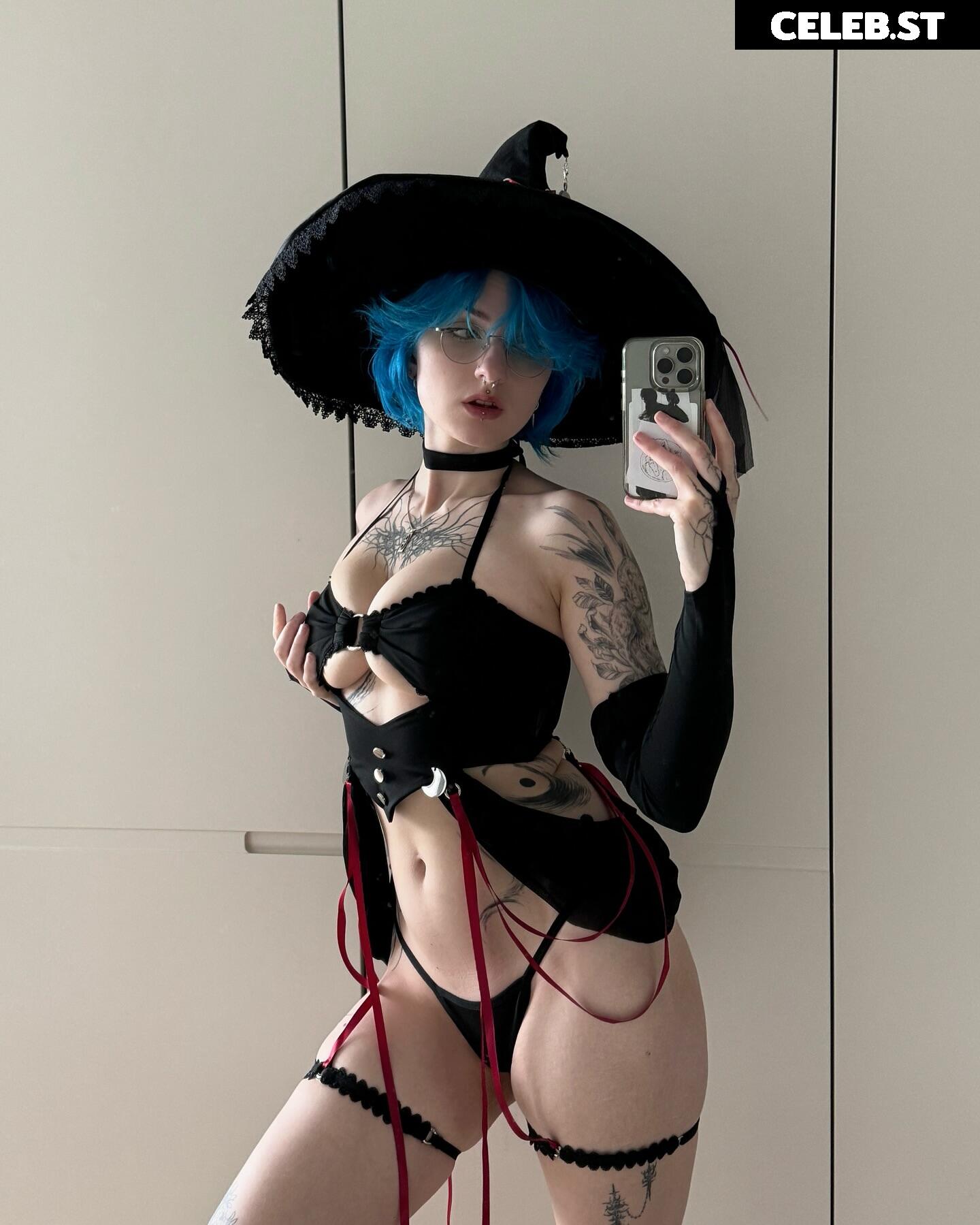 Lyra Crow (lyracr0w0) Image 11868149