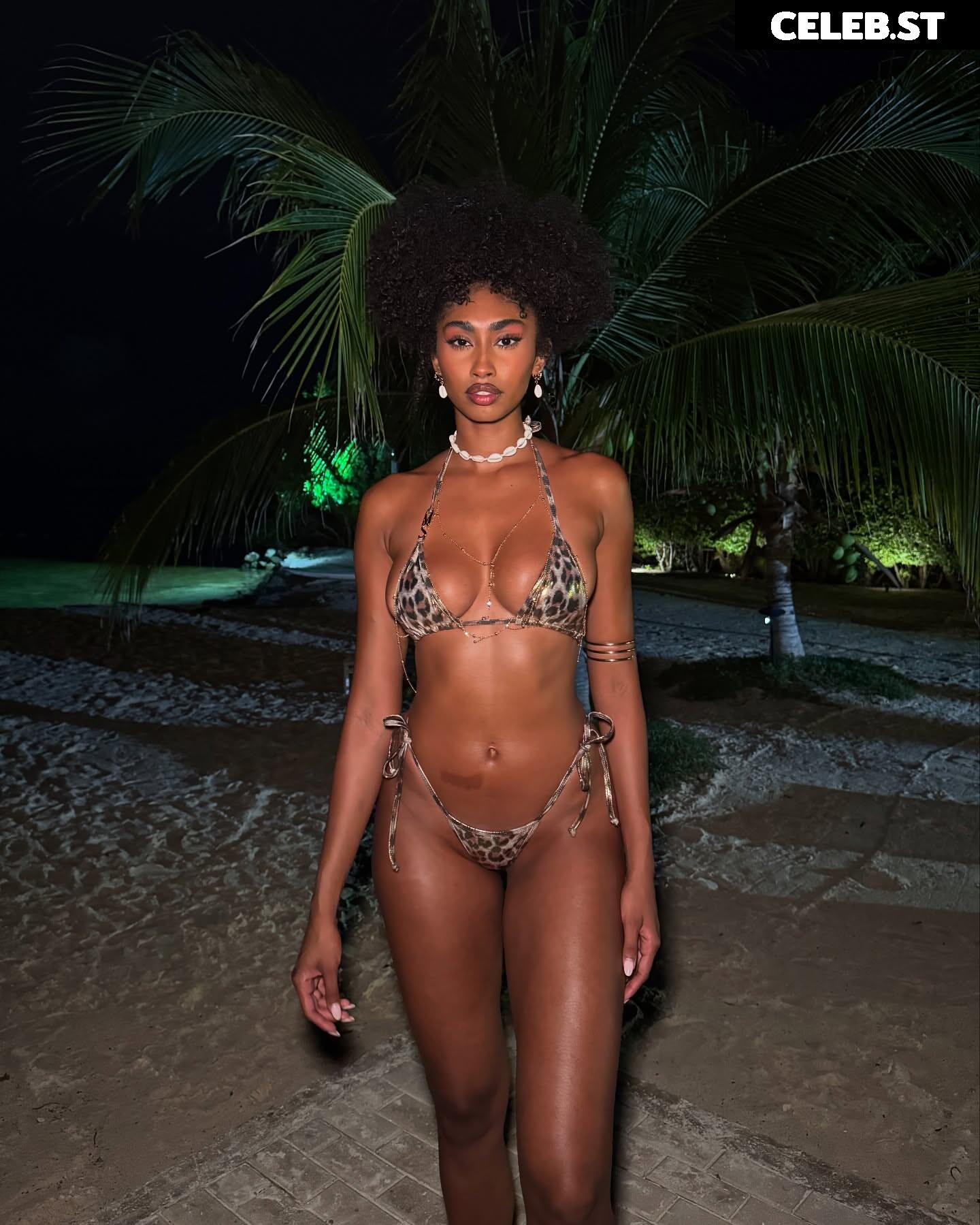 Jasmine Chola | Jasmine Blandford Image 11867811