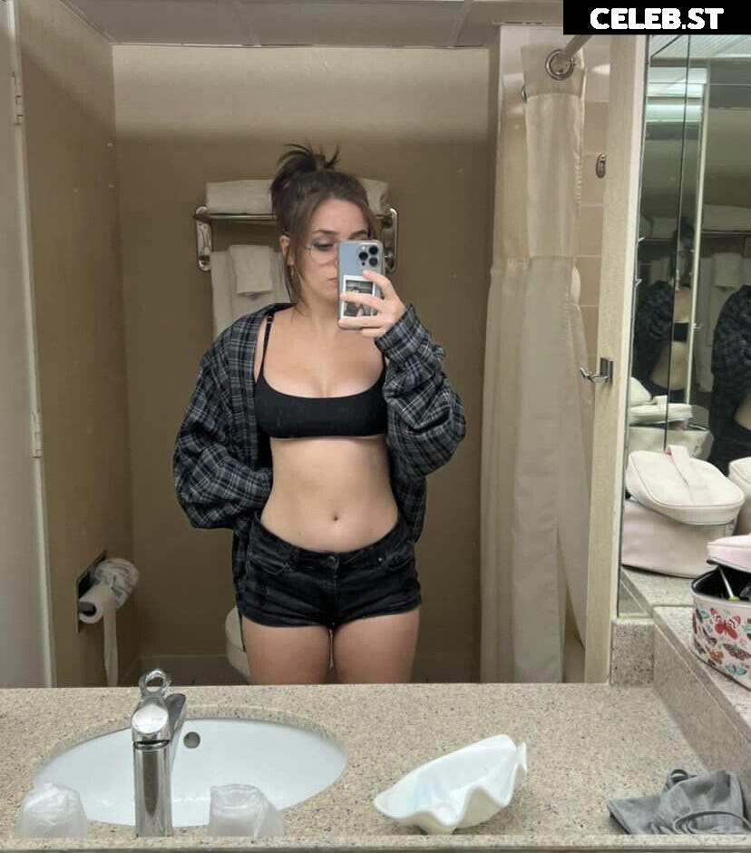 Classiccardad/ Classic Car Dad/ 1982.corvette Image 11866701