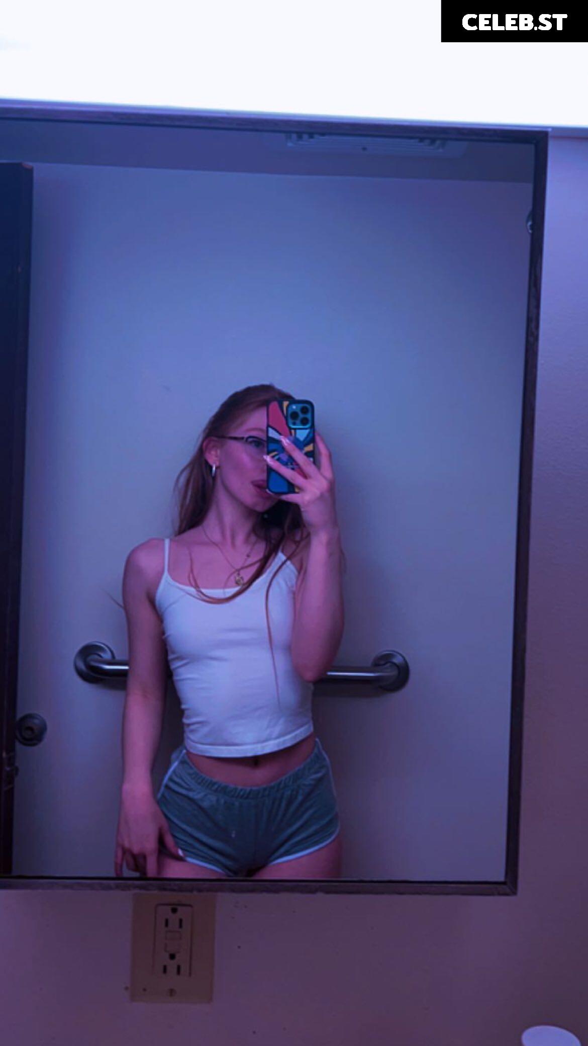 Bailey Hurley / Bailssoflove Image 11866377