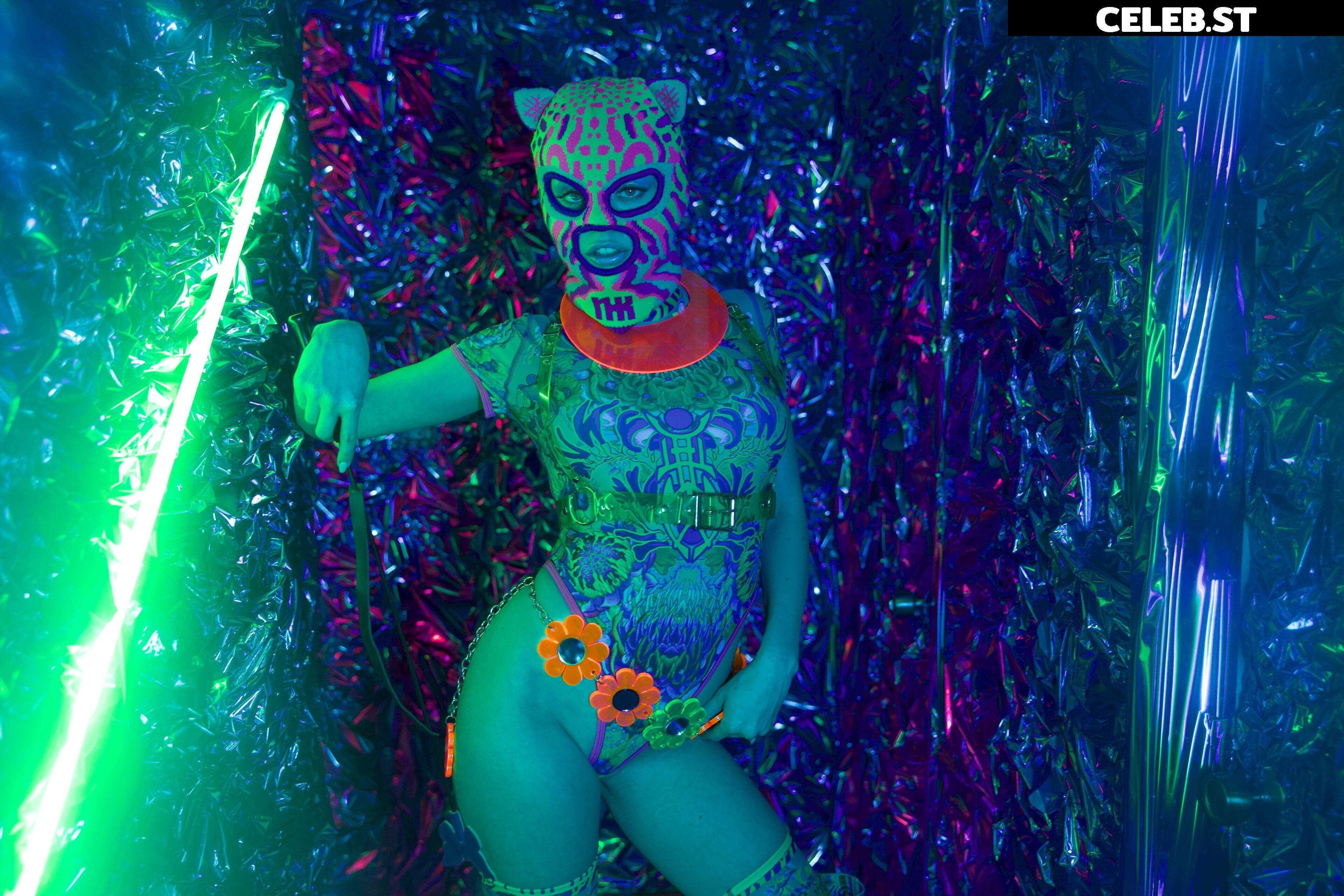 Jewelz Blu Image 1186959
