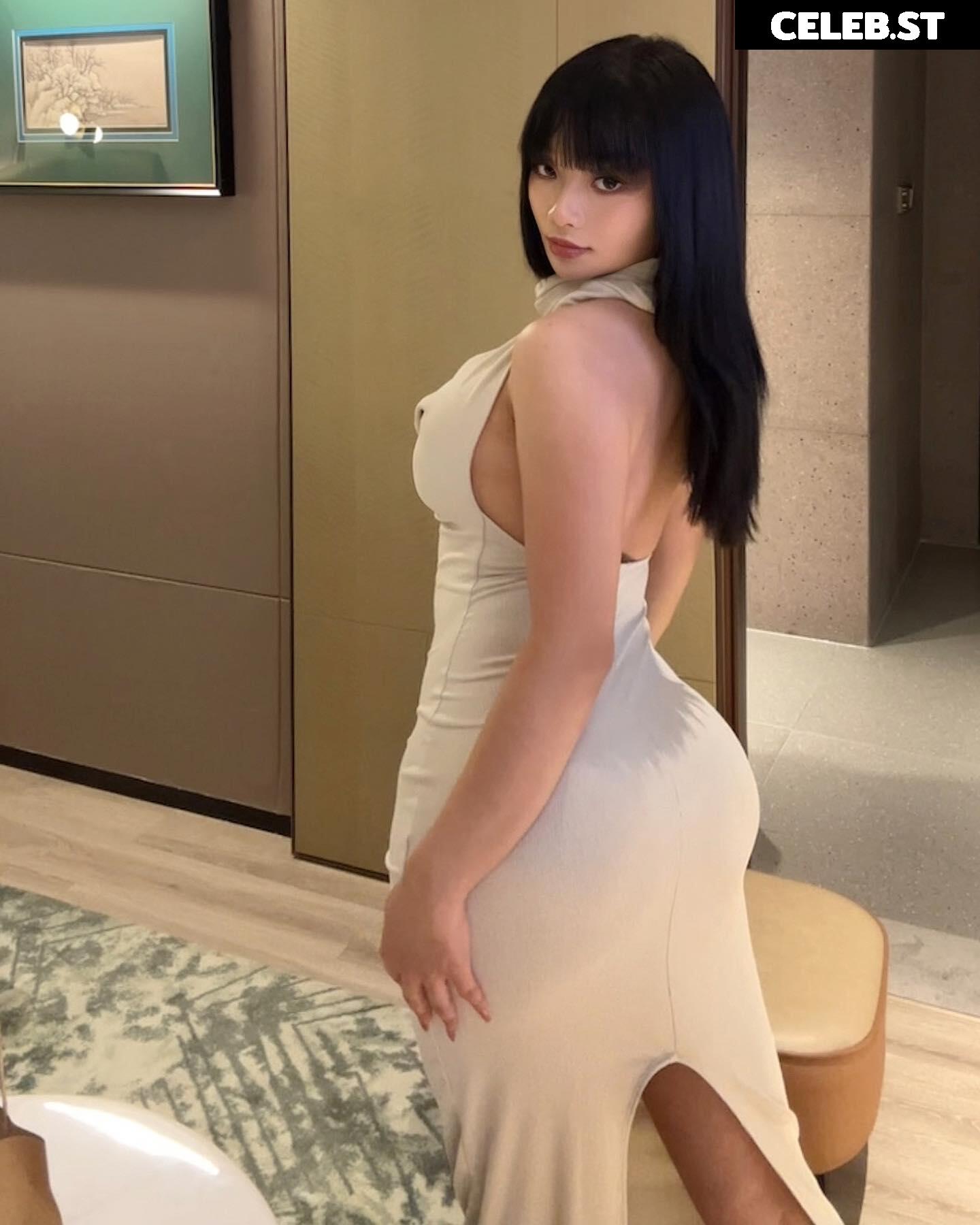 naomiiper Image 11878794