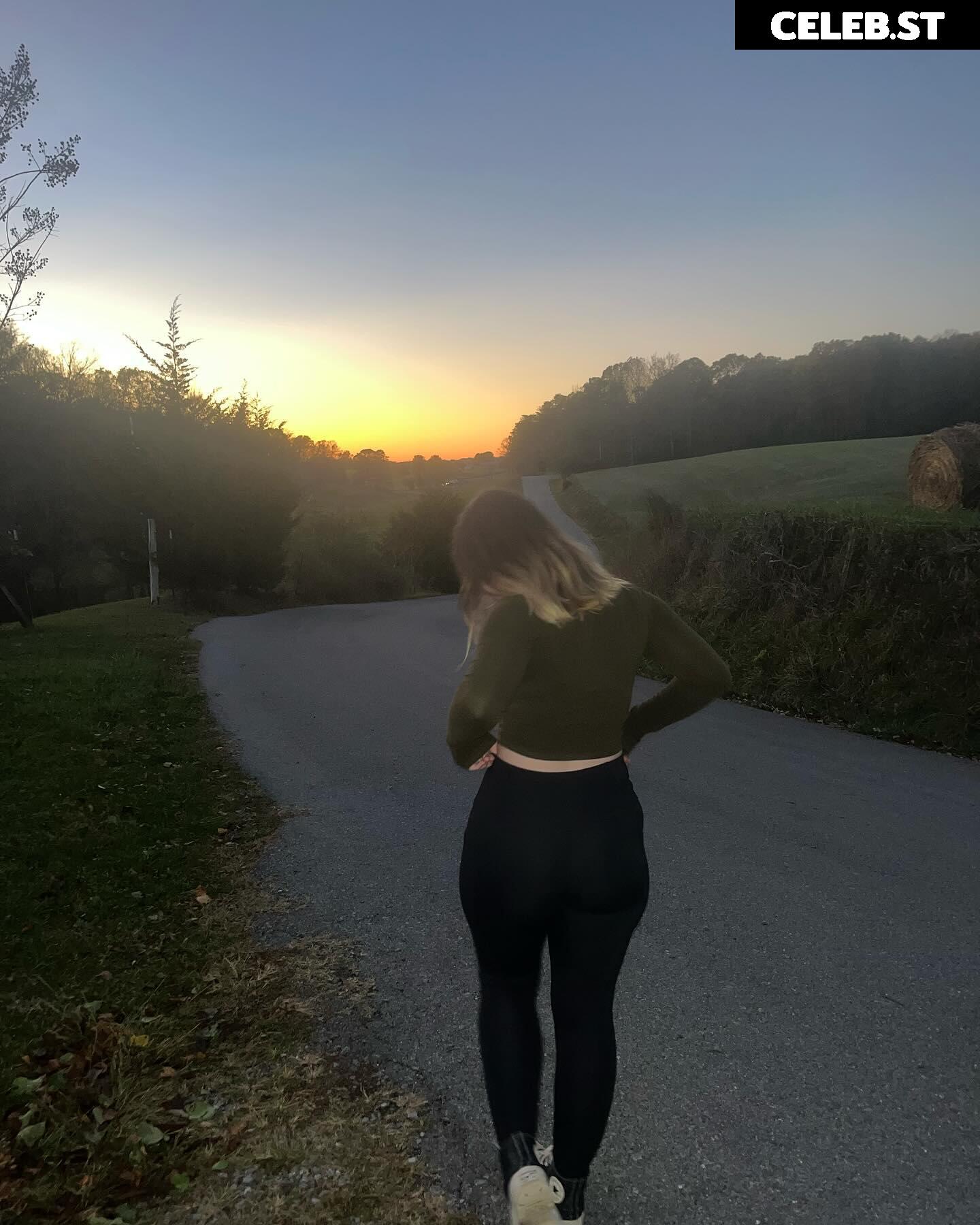 Itzgracierobbins - Gracie Robbins Image 11875991