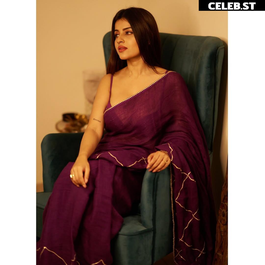 Nidhi Chaudhary Image 11875458