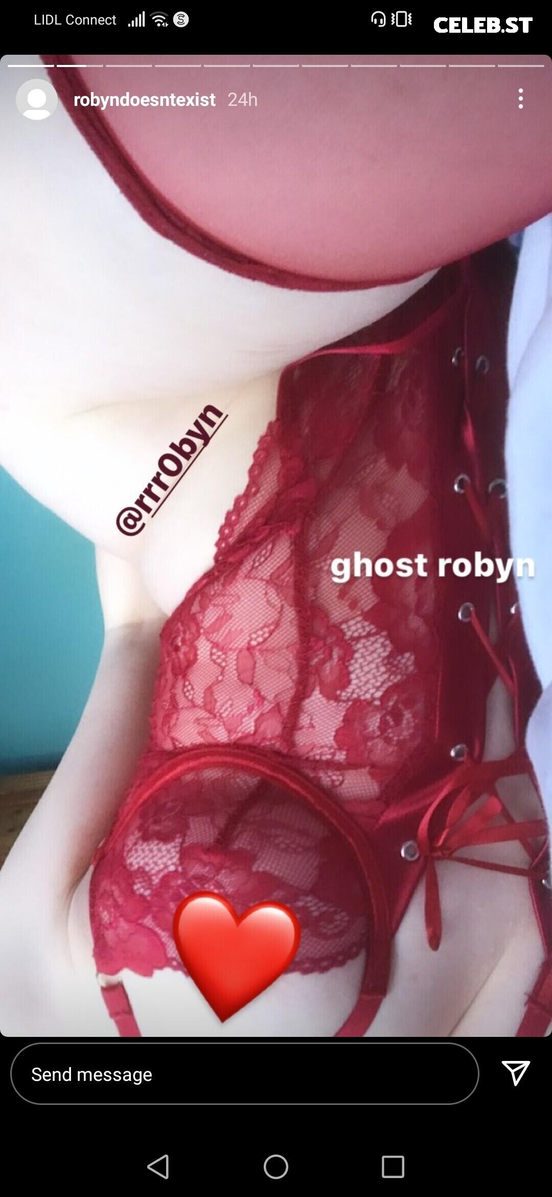 Robyn (rrr0byn / robynsnotreal) Image 11875791