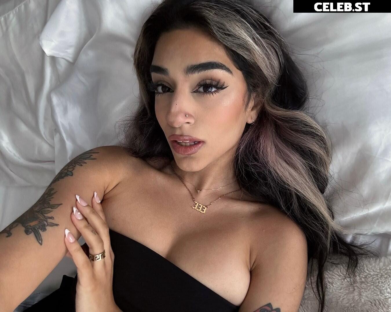 Saira Rose / sairaspooks Image 11875227