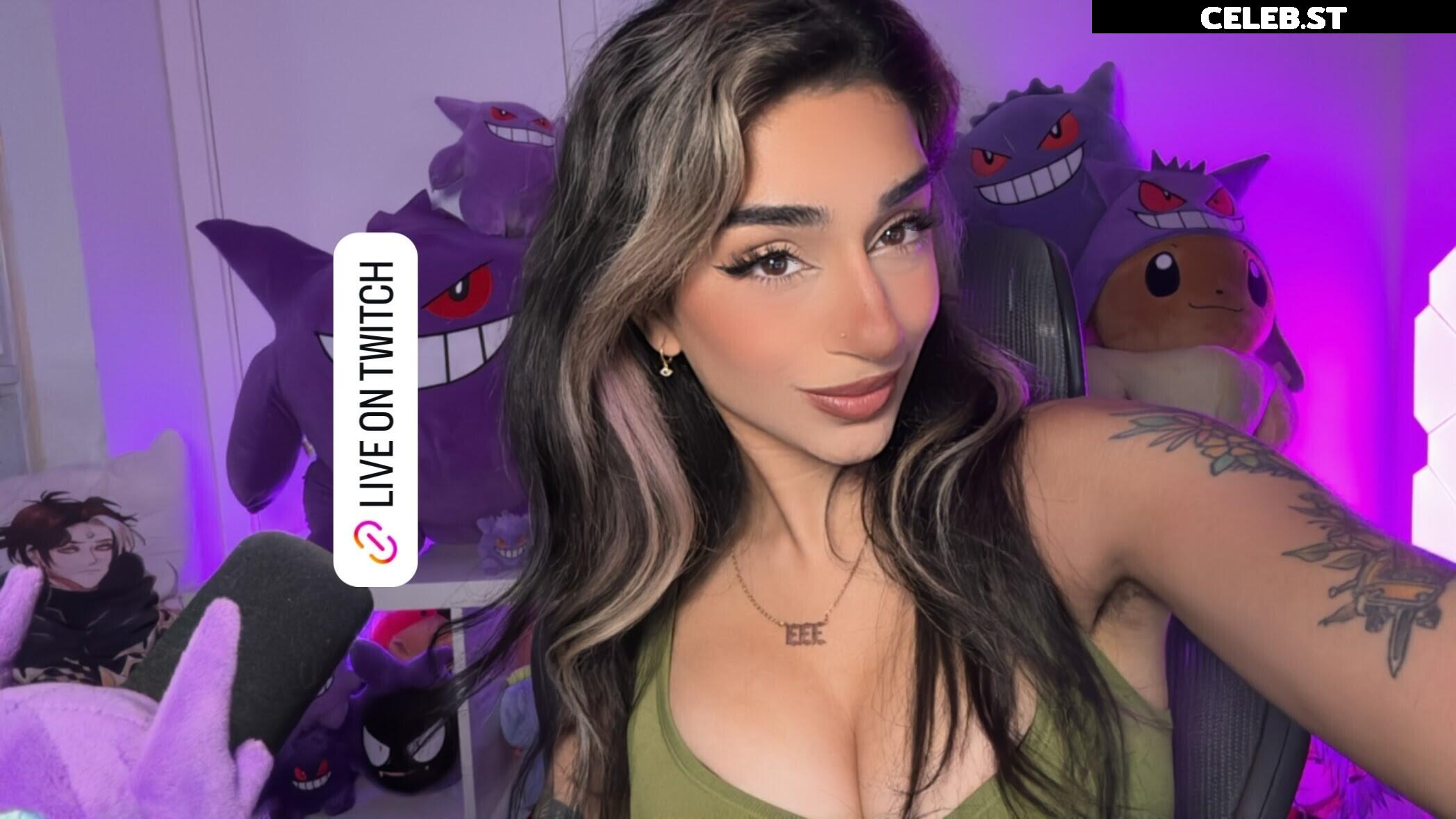 Saira Rose / sairaspooks Image 11875233