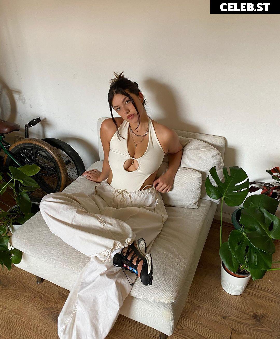 ceara maya / @cea.ras Image 11874103