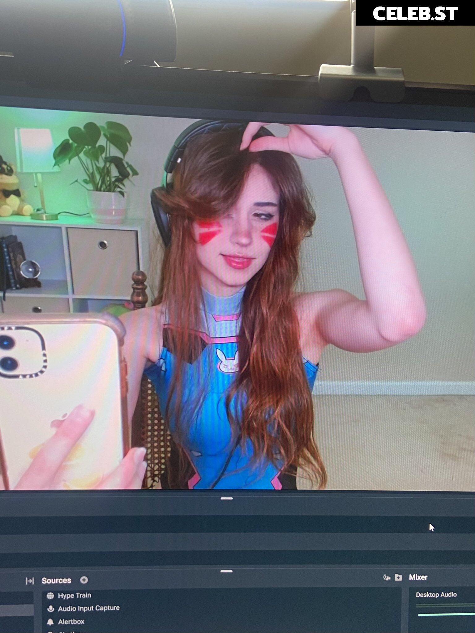 Blossom In The Moonlight / Myah Rodriguez Image 11870307