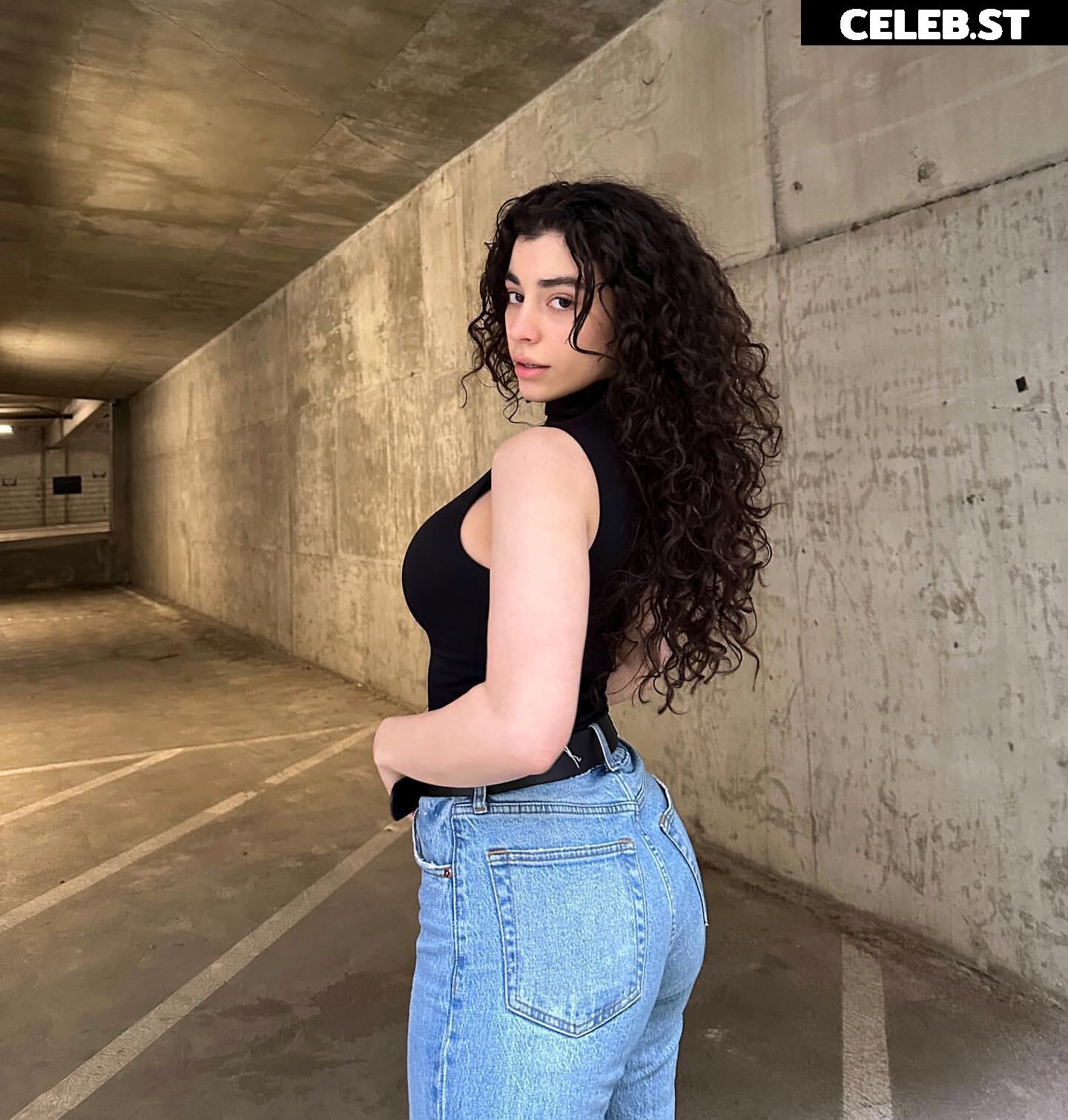 ayaat / ayaattt - hall of tech girl Image 11872999