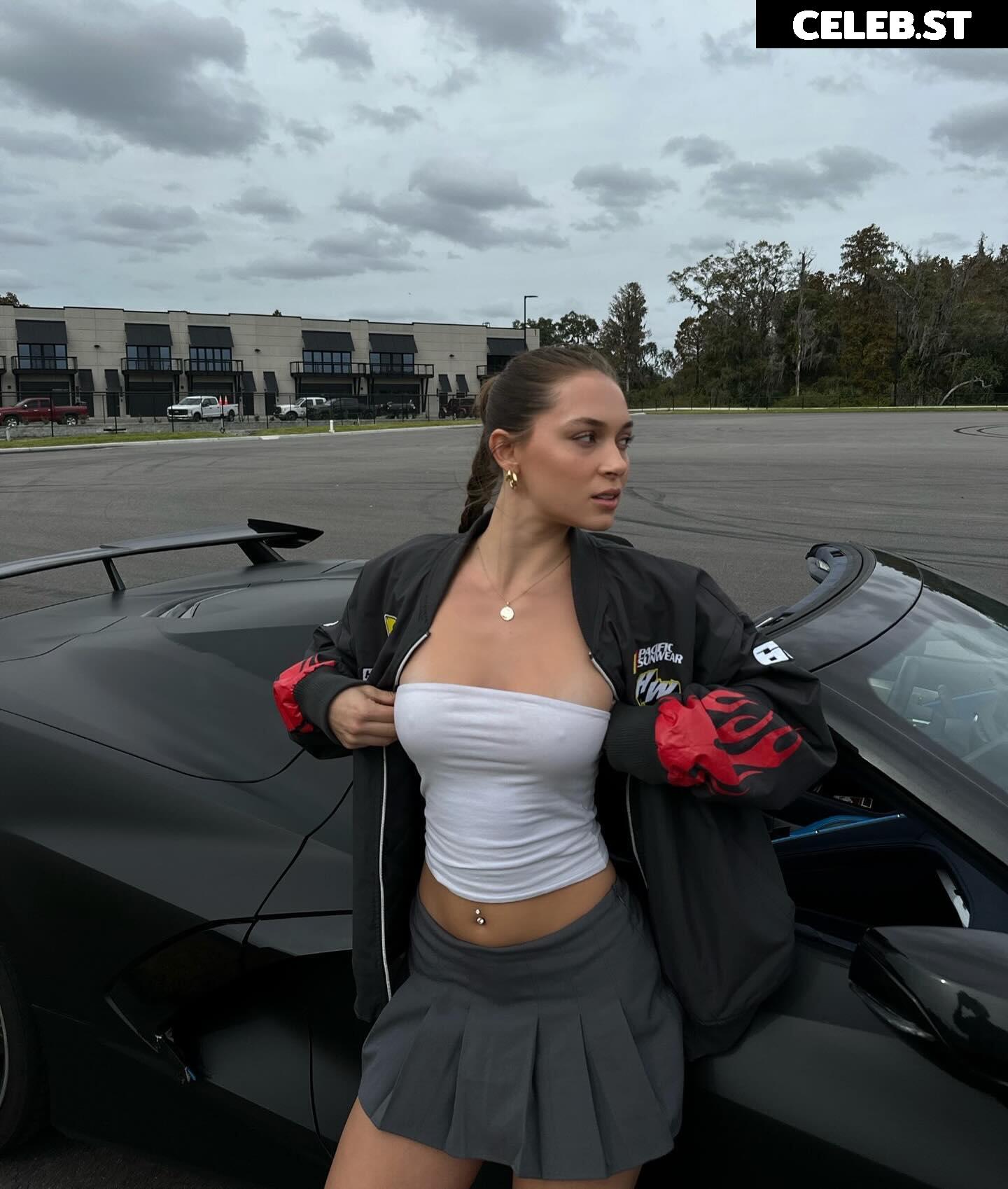 Lola Juarez - lolaa.juarez / lolajuarez Image 11879087