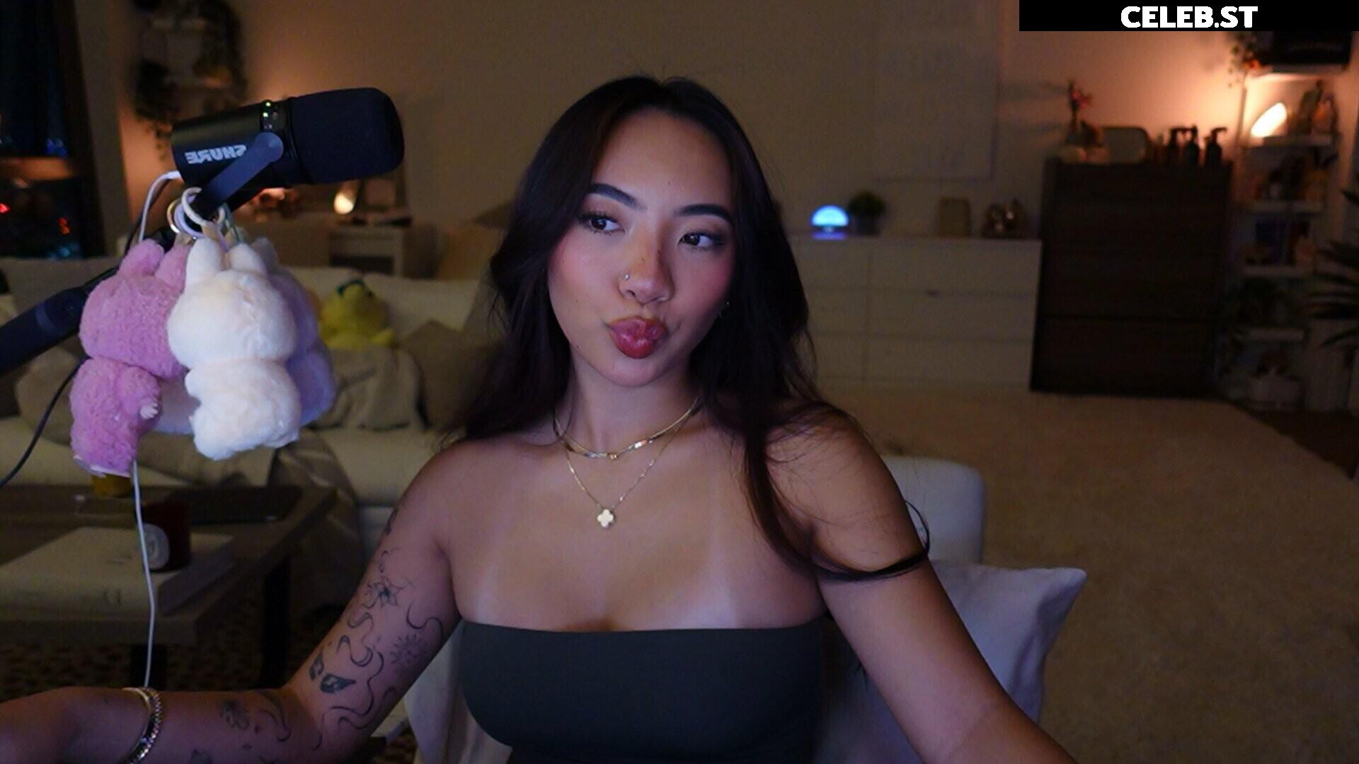 lilkasian / haleyy.nguyen Image 11821436