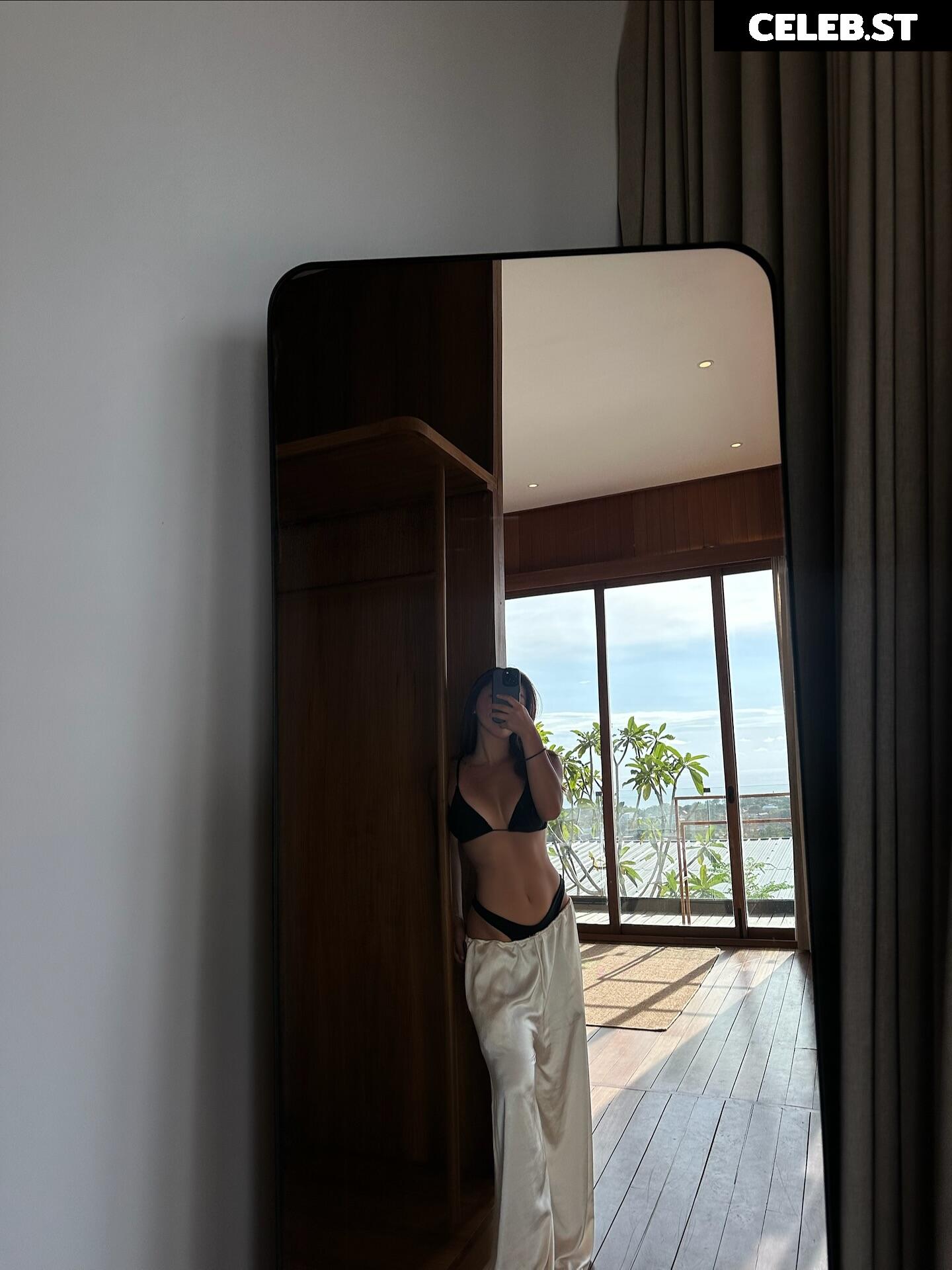 Naho Nishikawaka / naho_nishikawaka Image 11821165