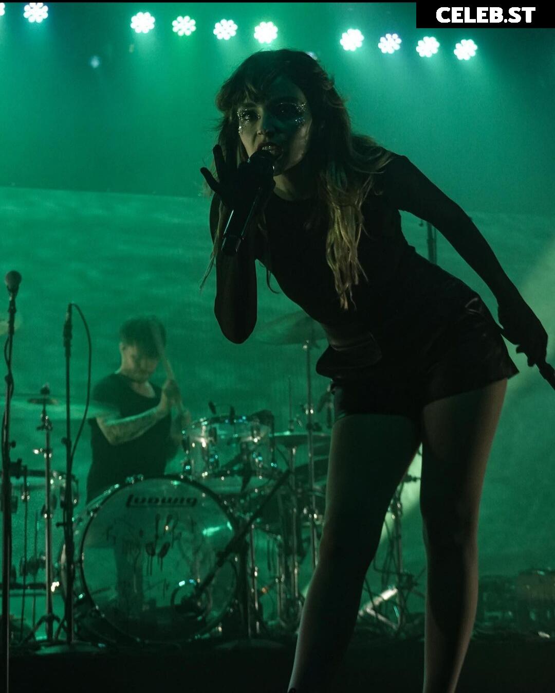Lauren Mayberry (Singer) Image 11898624