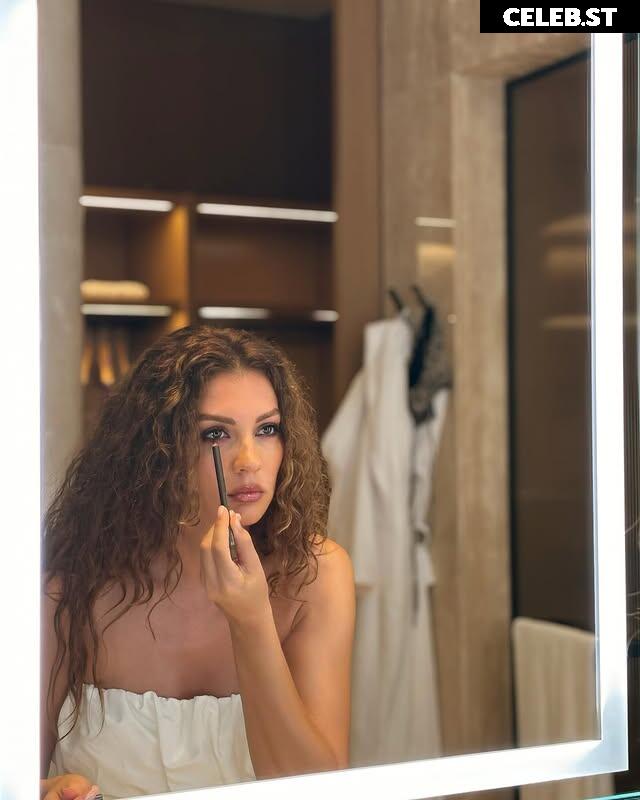 Burcu Özberk Image 11895952