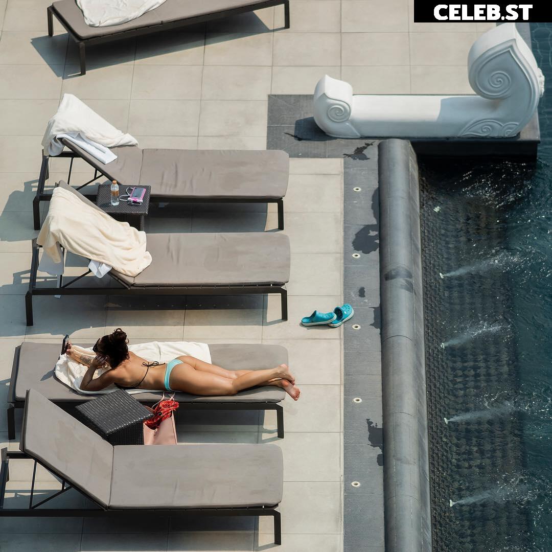 Anna Abreu Image 11895544