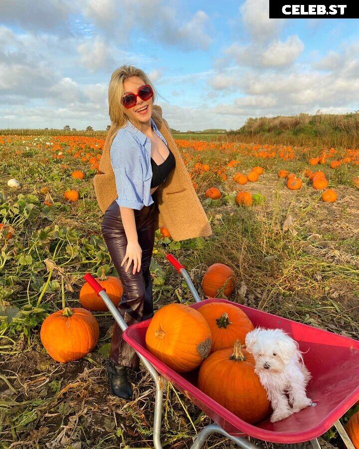 Eleanor Worthington Cox (Britannia) Image 11895471