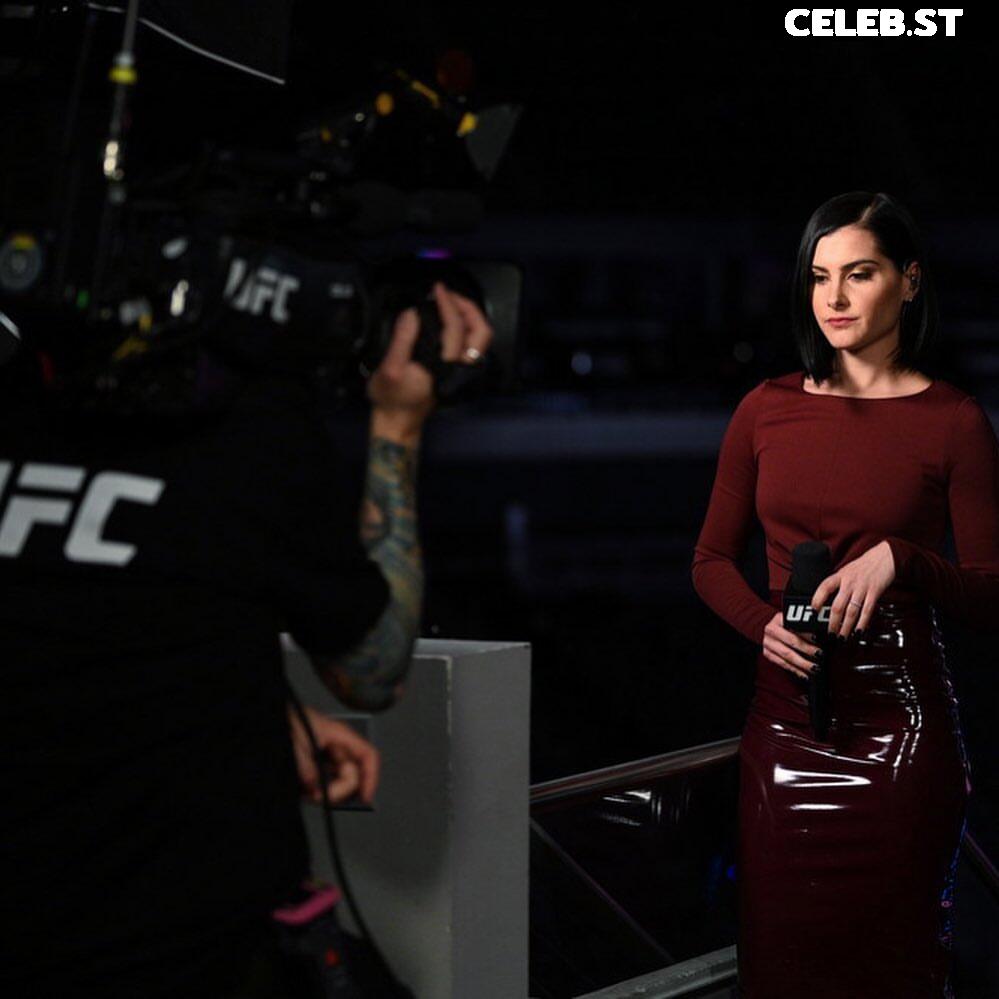 Megan Olivi Image 11895618