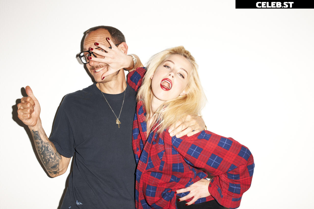 Terry Richardson with Girls Image 11895002