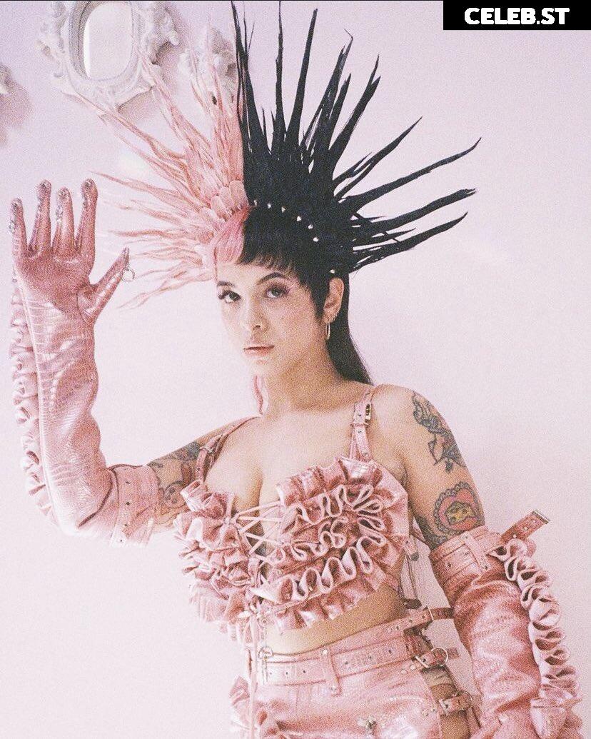 Melanie Martinez Image 11895291