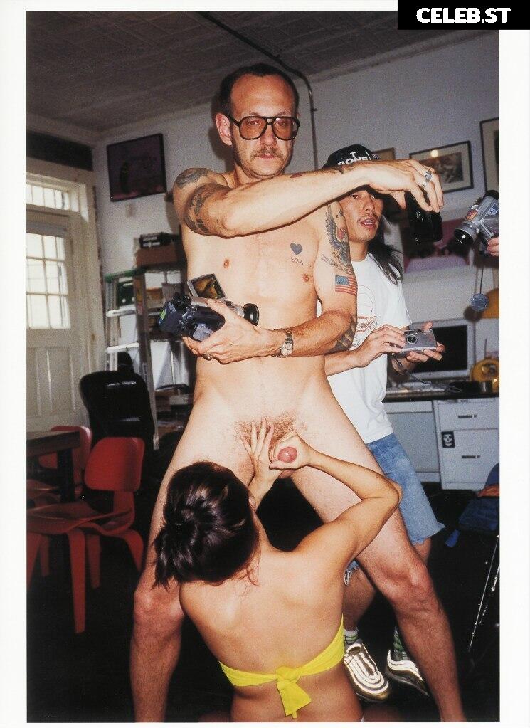 Terry Richardson with Girls Image 11895208