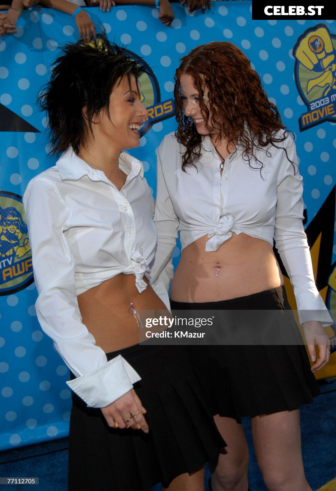 Tatu (Lena Katina and Julia Volkova) Image 11894315