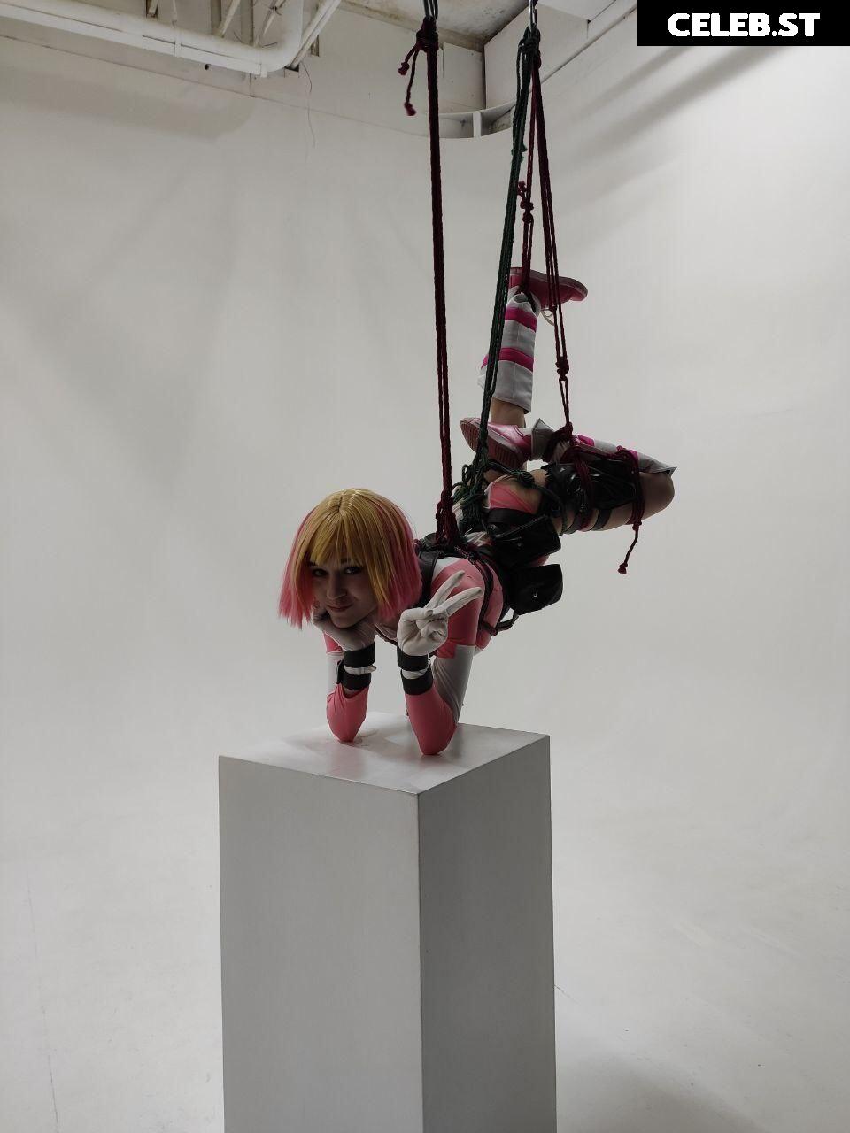 Donna loli Image 11897625