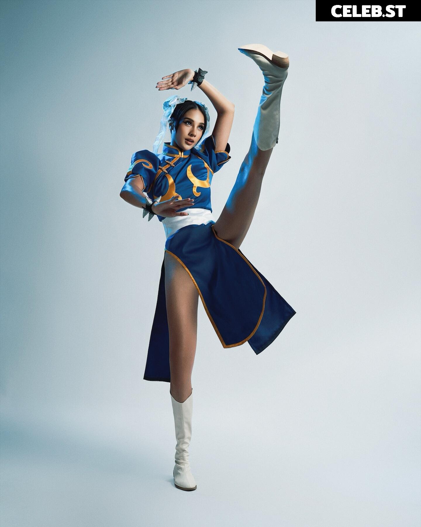 ANYA GERALDINE Image 11897124