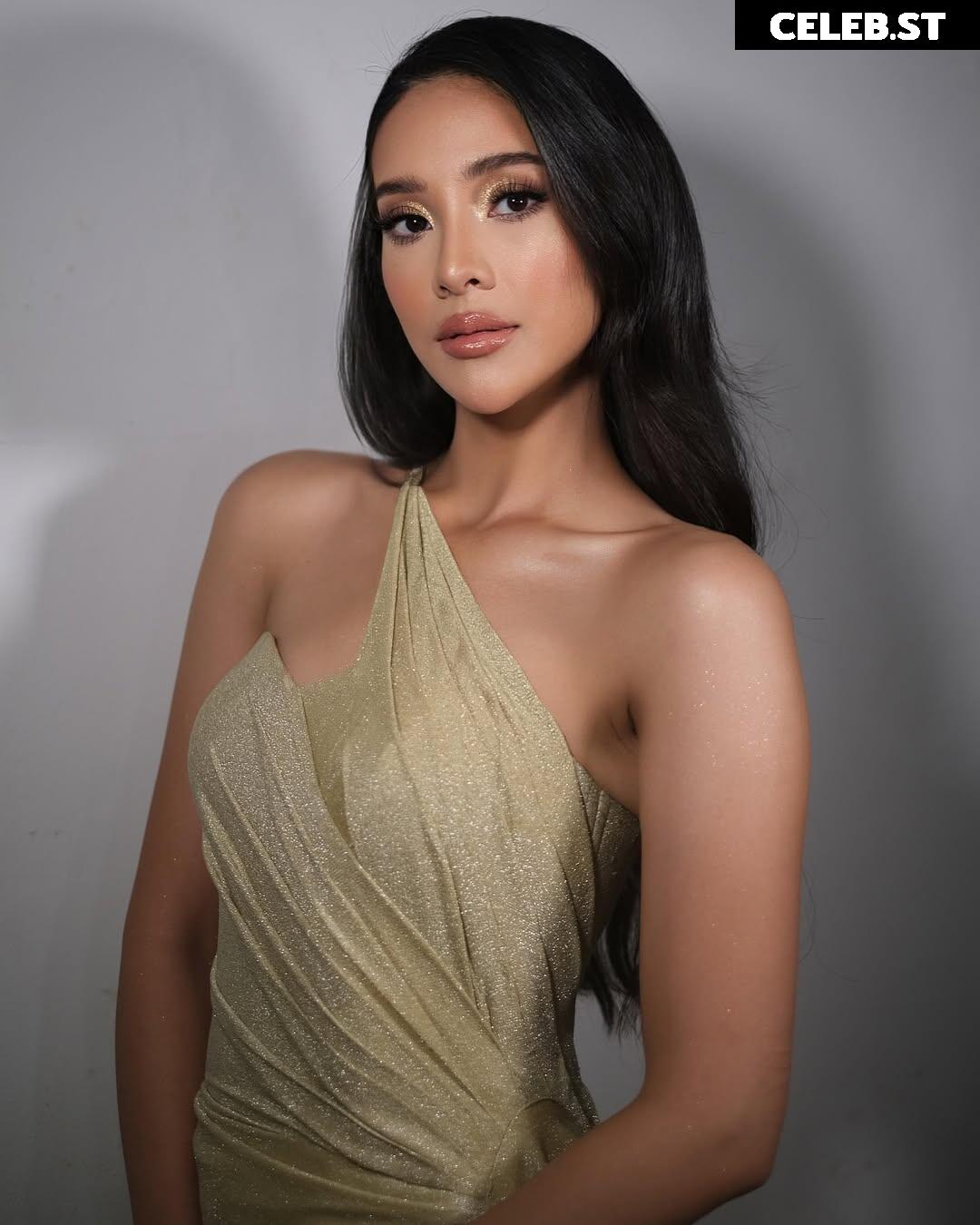 ANYA GERALDINE Image 11897131