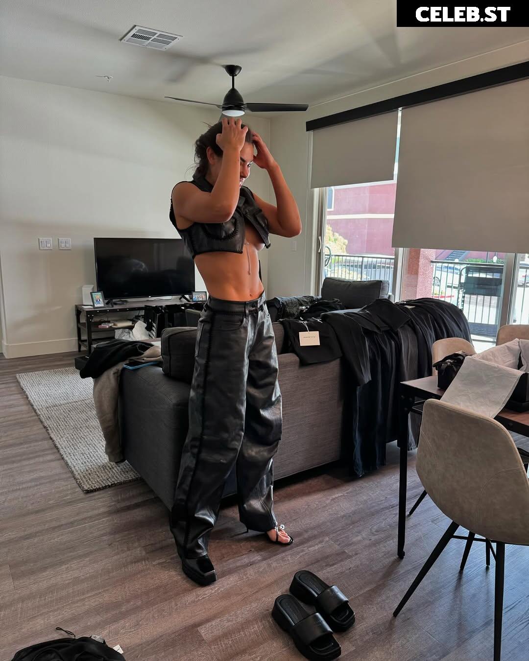 Kelsey Plum WNBA Star Image 11897220