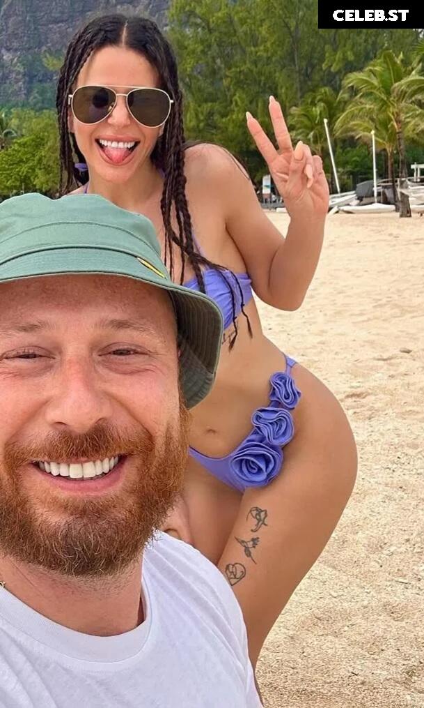 Simge Sağın Image 11896883