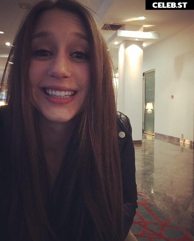 Taissa Farmiga Image 11896293