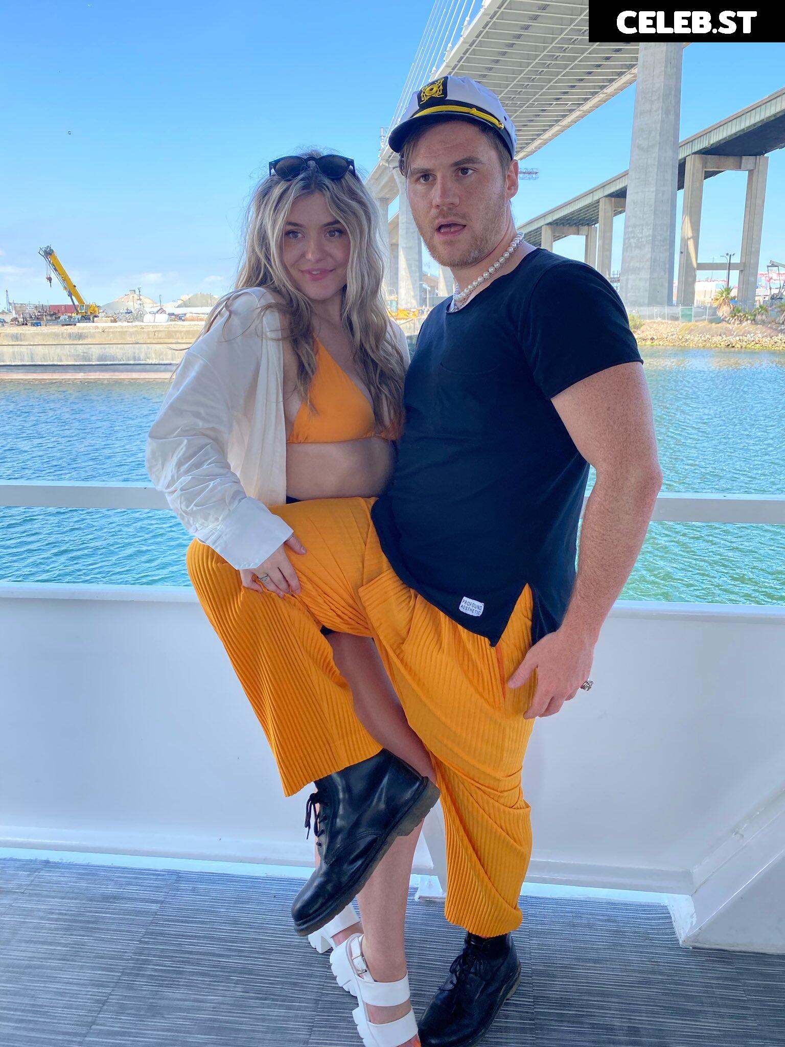 BrookeAB Image 11890946