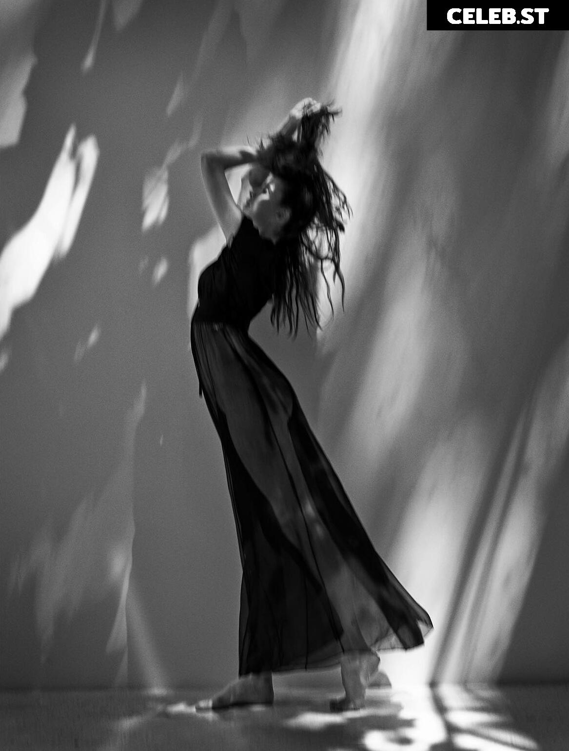 Margaret Qualley Image 11893929