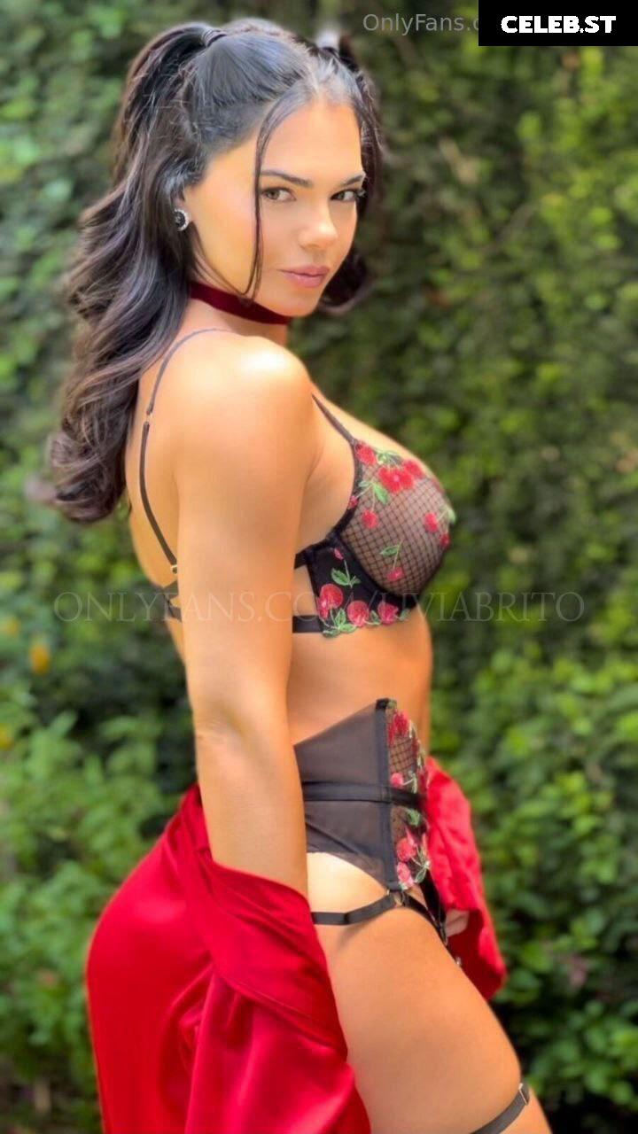 Livia Brito Image 11893669