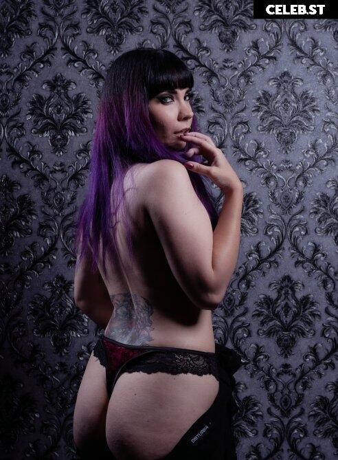 Chloe Drinkwater (Skarlett Riot Singer) Image 11892816