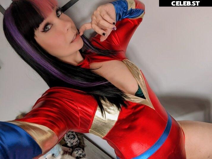 Chloe Drinkwater (Skarlett Riot Singer) Image 11892803