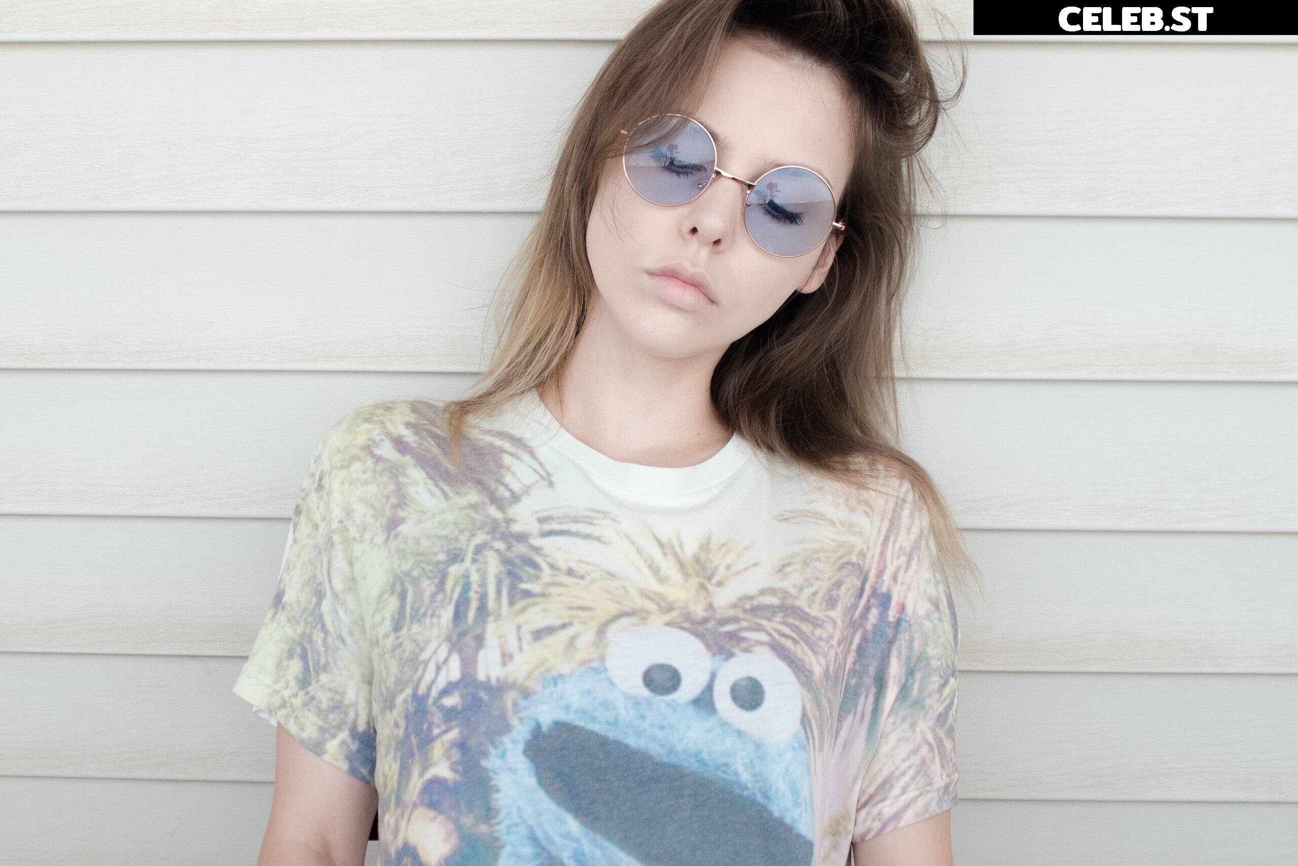 Alina Rin Image 11892452