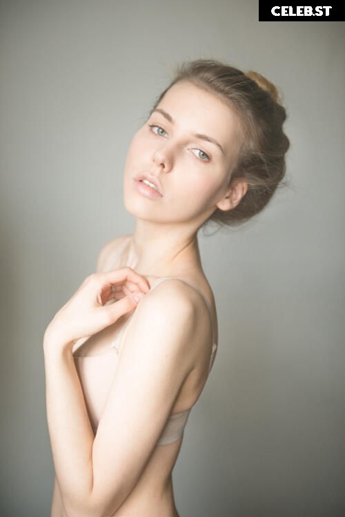 Alina Rin Image 11892449