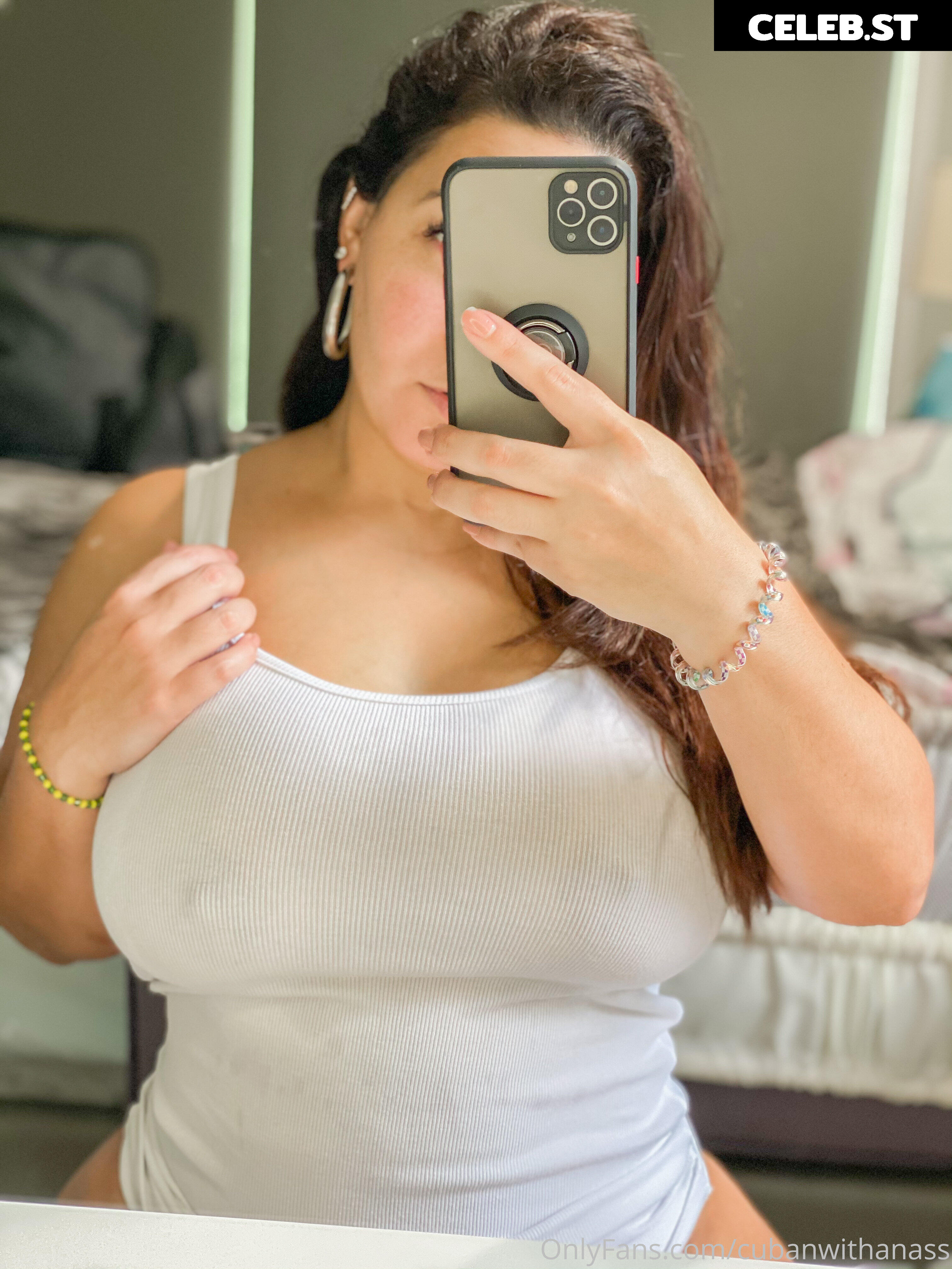 Arysbella / Cubanwithanass Image 11884523