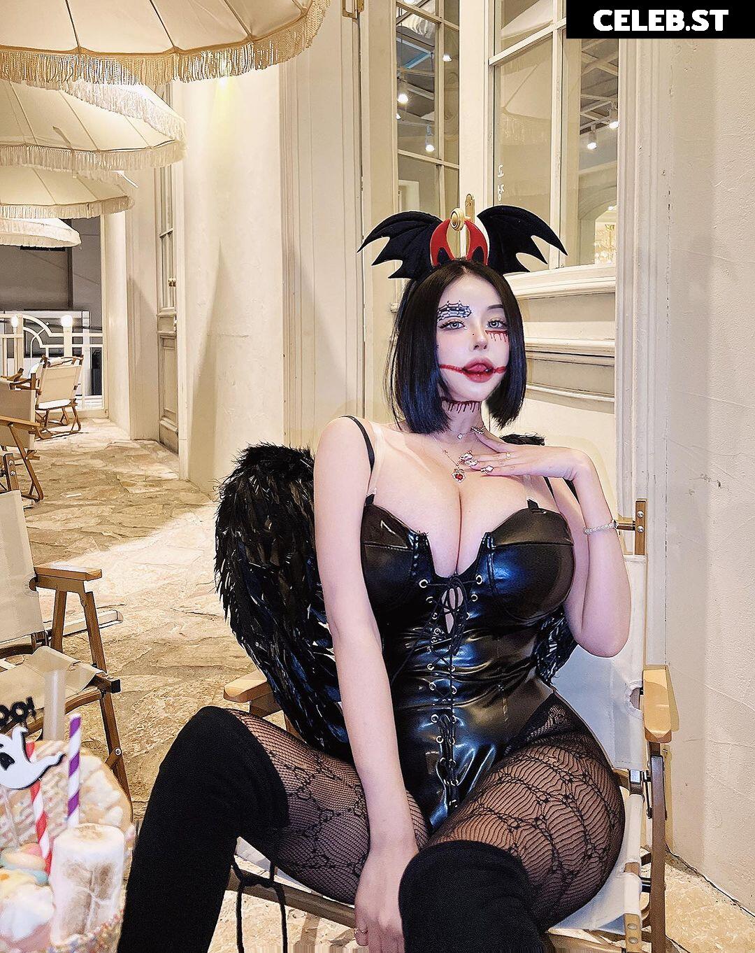 e__luda_glamorous Image 11884044