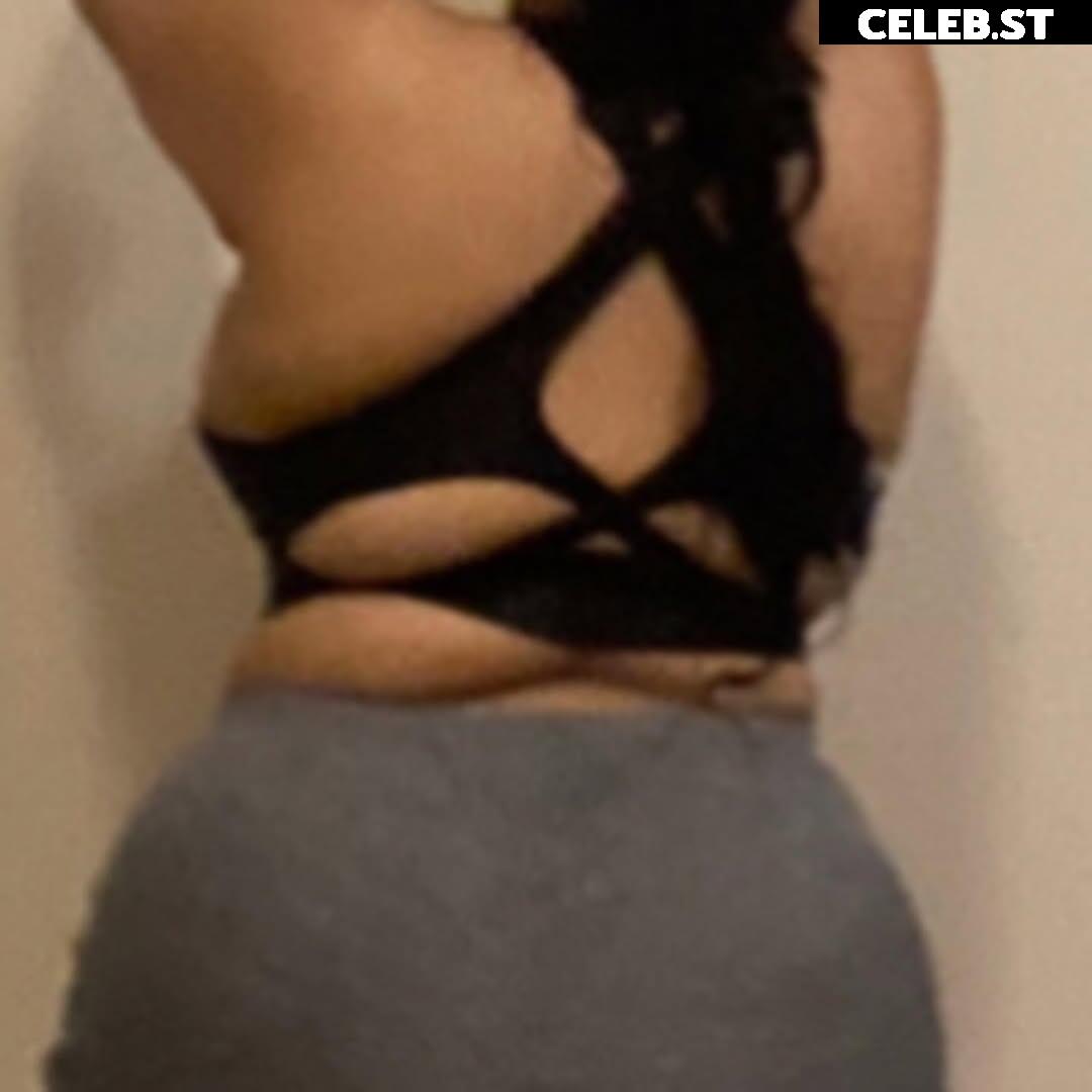 fhong_fionax / Chayada Dulyasatien (Busty Thai Model) Image 11881843