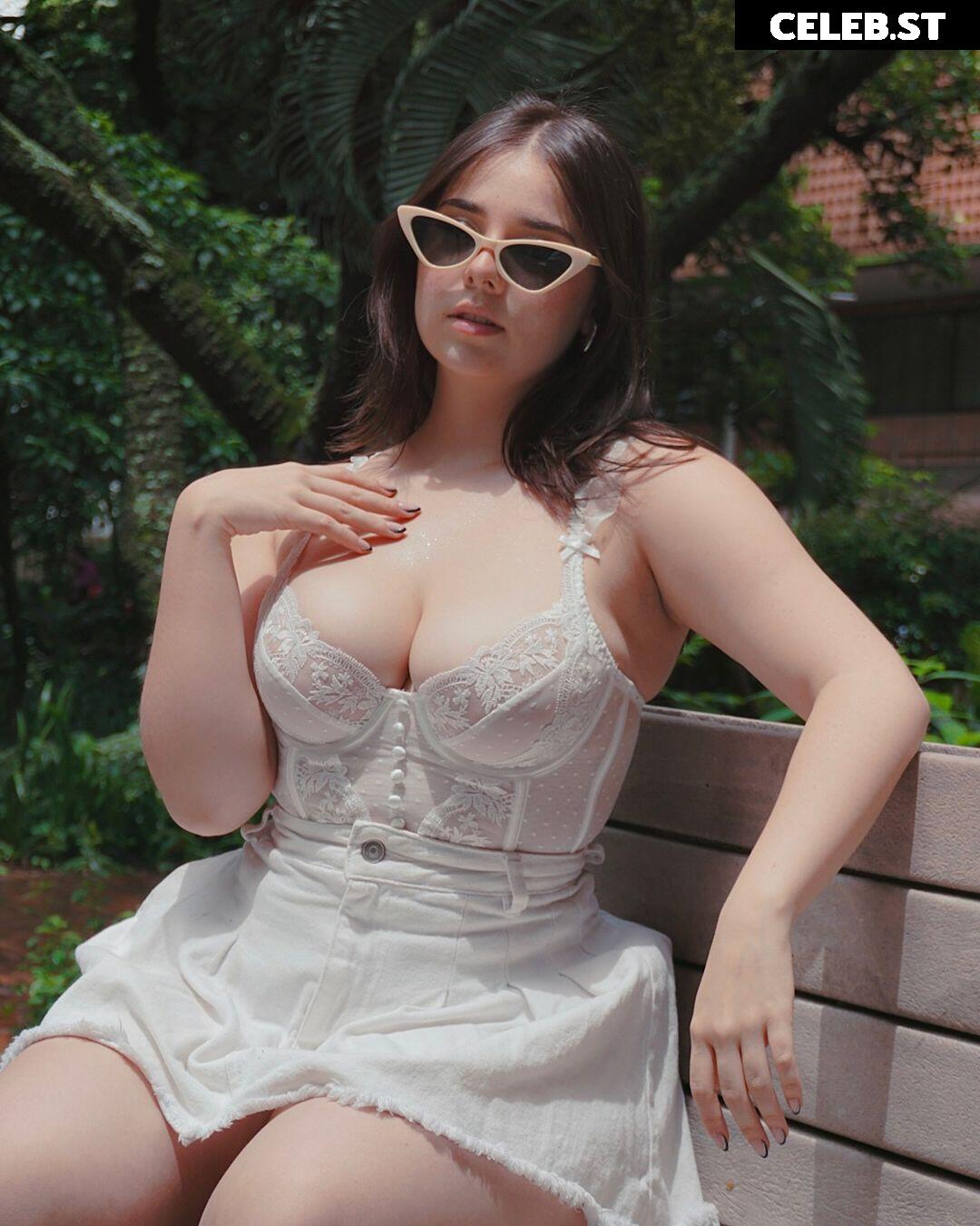 Marianahoyosr Image 11881391