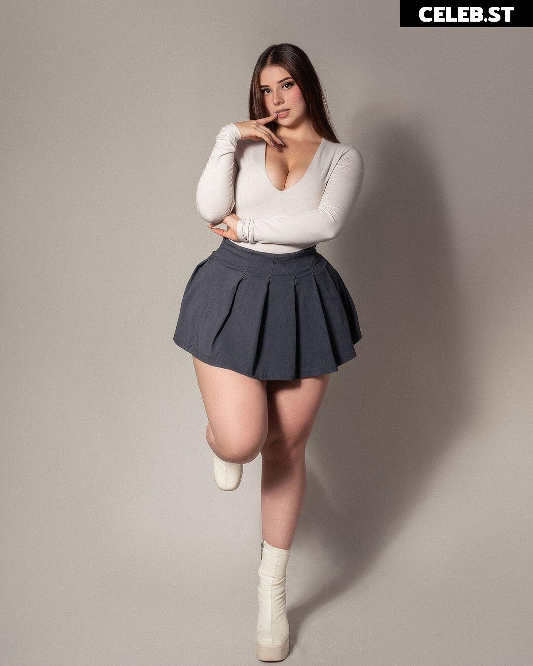 Marianahoyosr Image 11881386