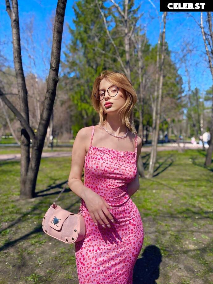 Darkimoona / lolipopzzzi / vladasoft Image 11880834