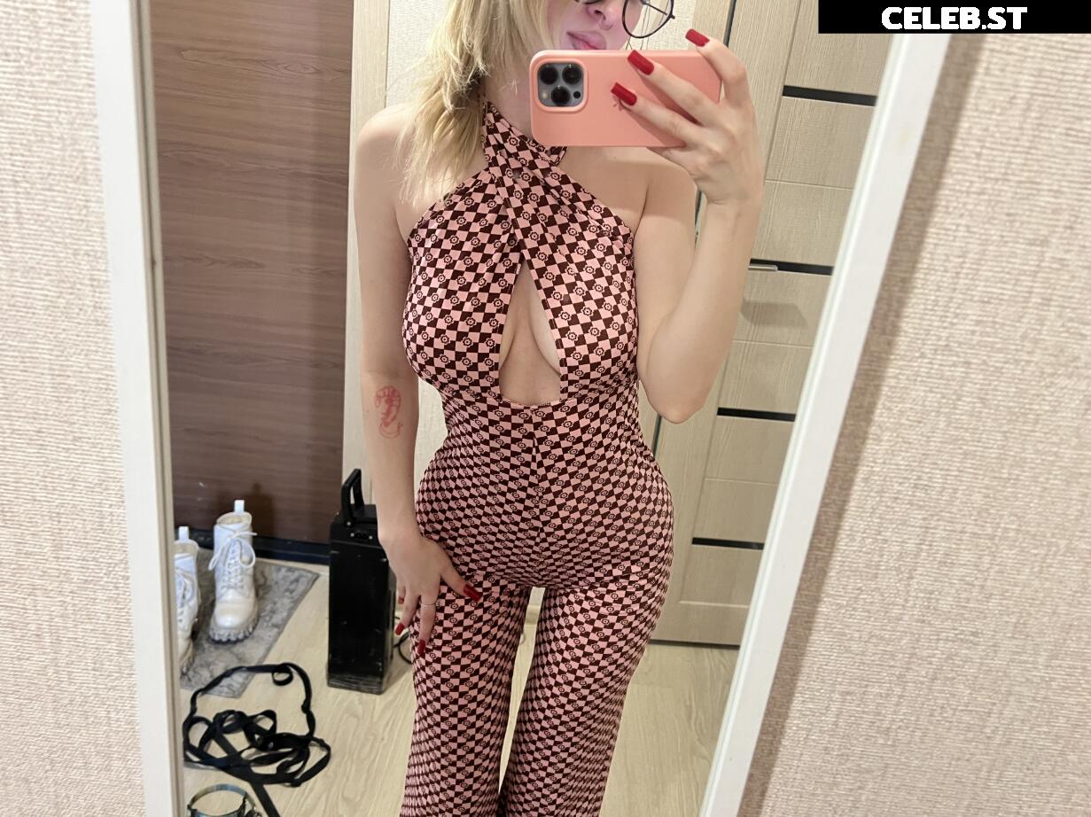 Darkimoona / lolipopzzzi / vladasoft Image 11880868