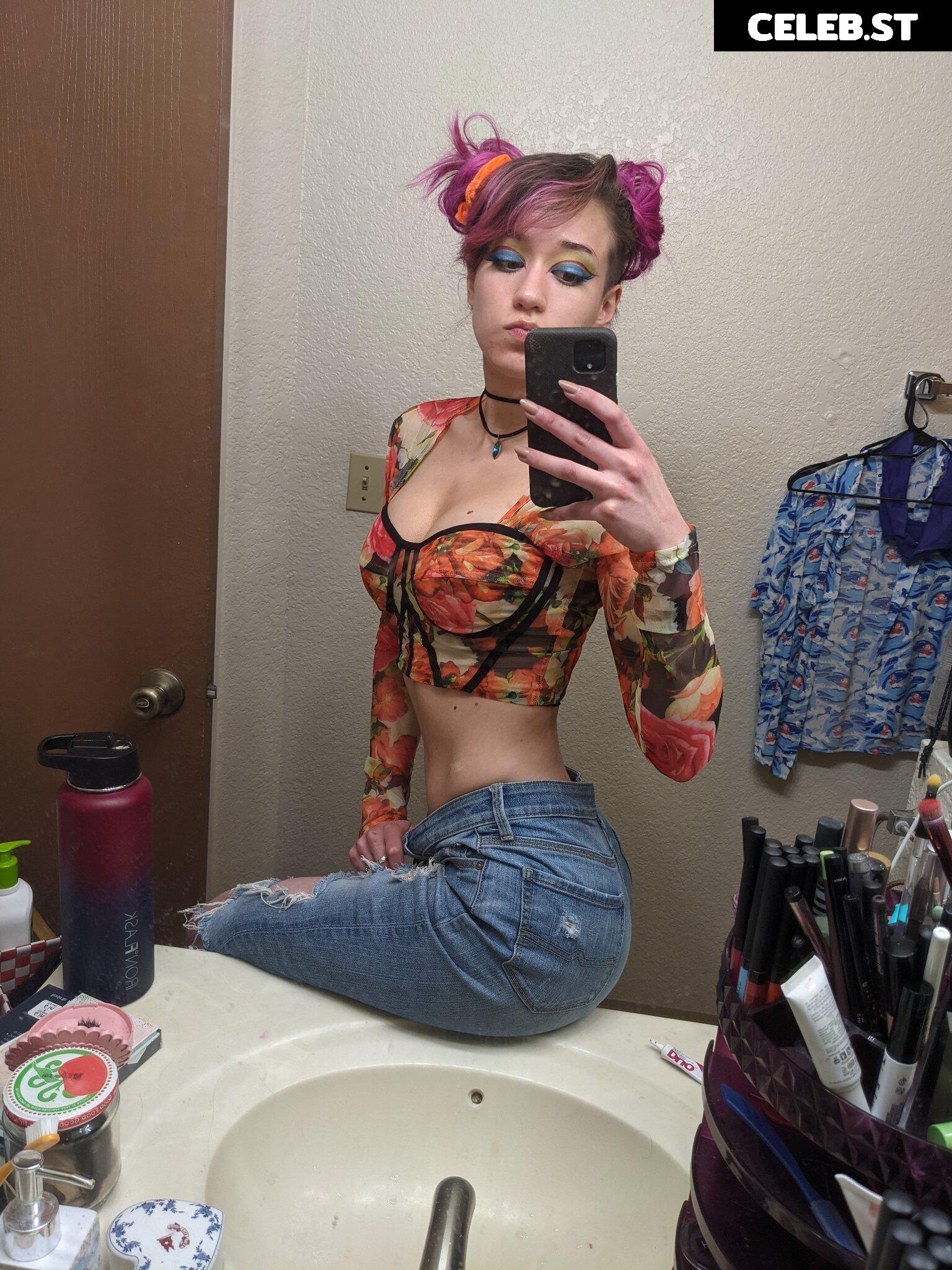 QueenTofu Image 11882463