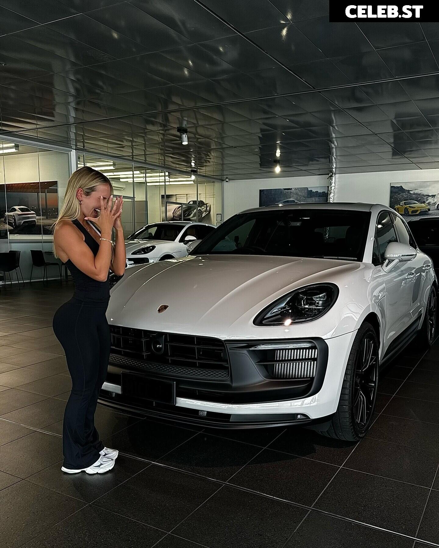 _hannahpearson_ | hannahhpearson Image 11882314