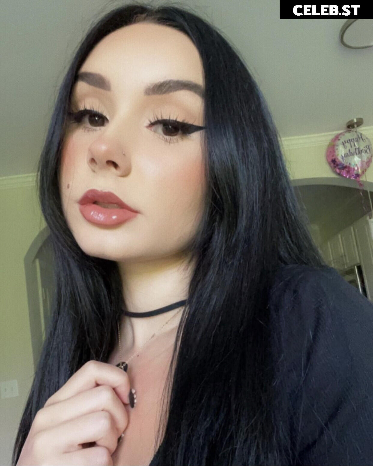 Lyndi Image 11889957